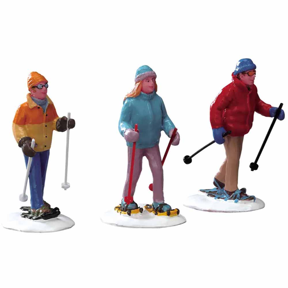 Snowshoe Walkers Set Of 3 Vail Village Lemax Cod 22033 1