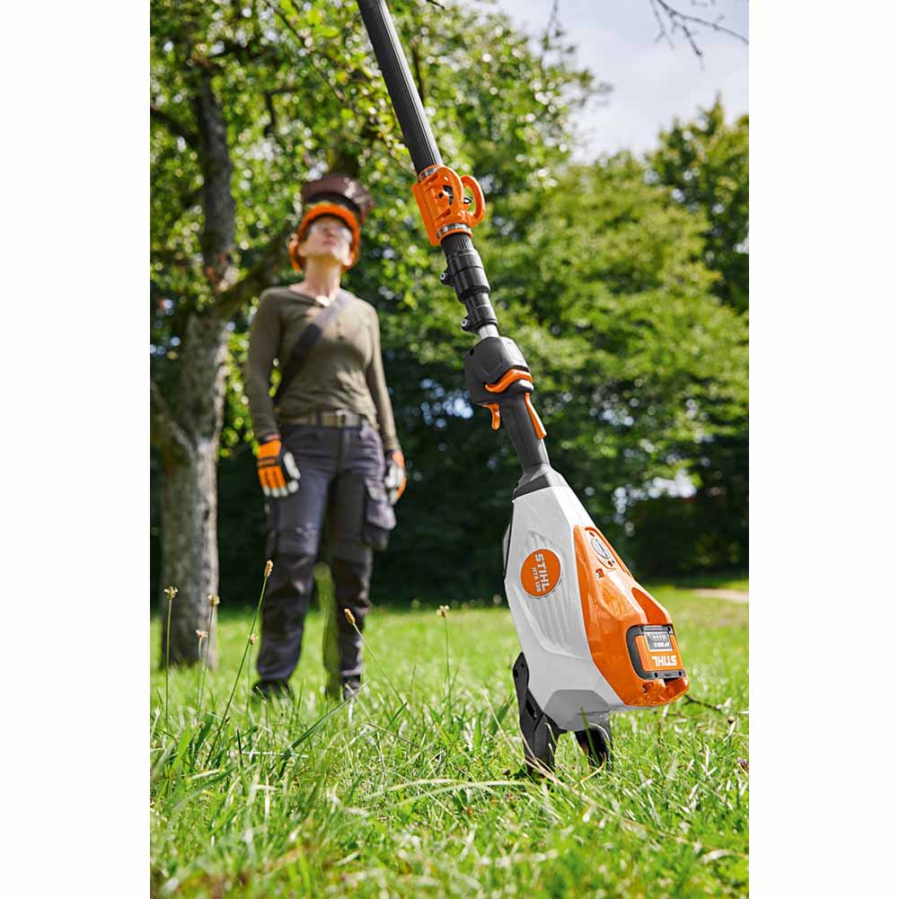Potatore a batteria Stihl HTA 135 con asta telescopica 9
