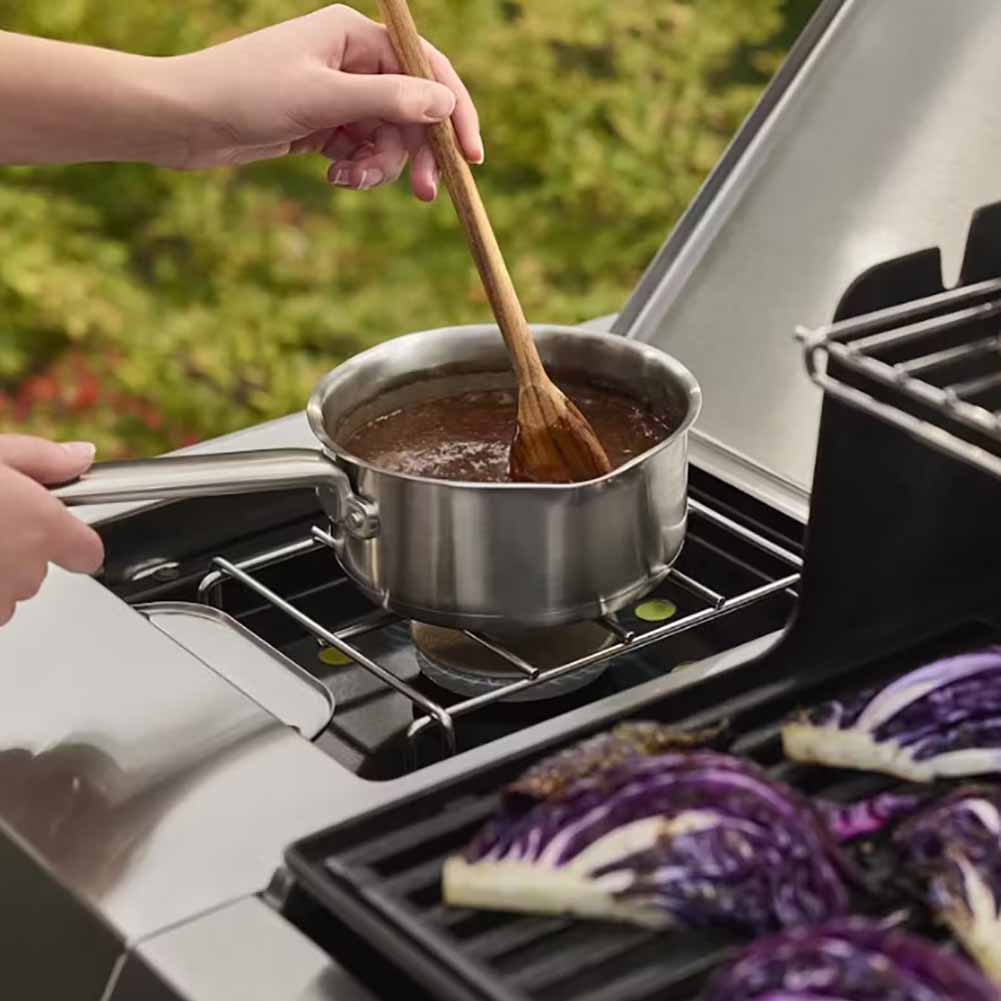 Weber Genesis SP-435W barbecue a gas con Sear Zone e cover Premium 5