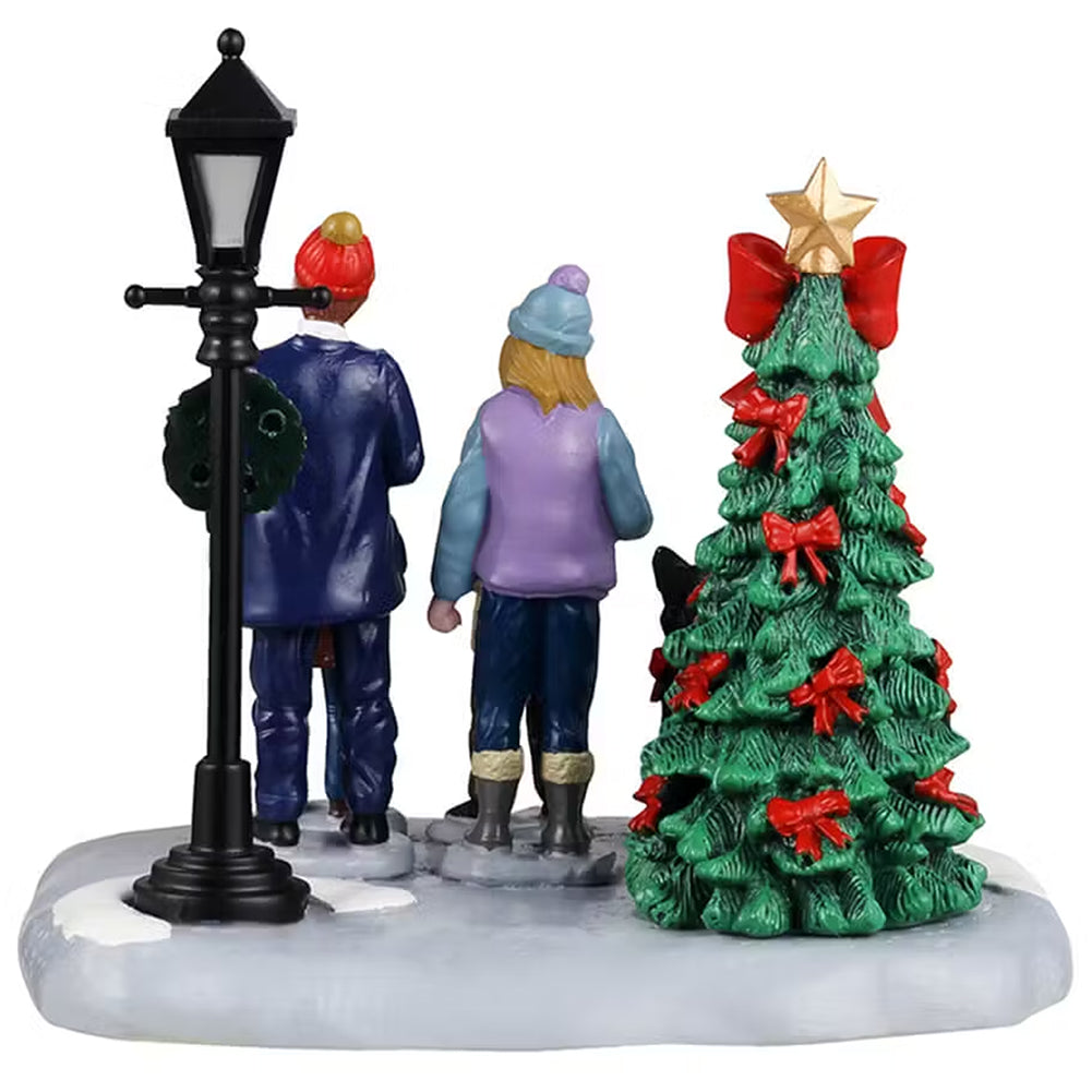 Family Caroling Vail Village Lemax Cod 43722 4