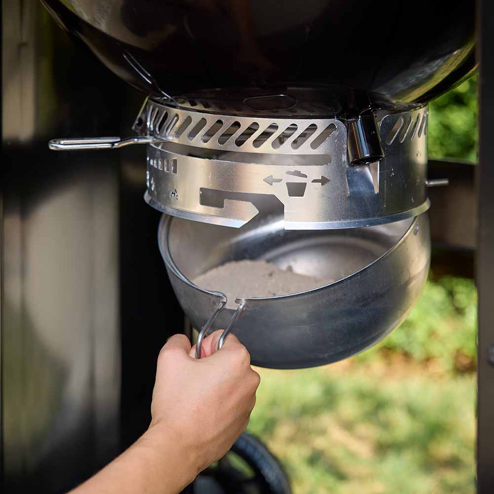 Weber Performer Premium Smart 57 cm Barbecue a Carbone con Wi-Fi 7
