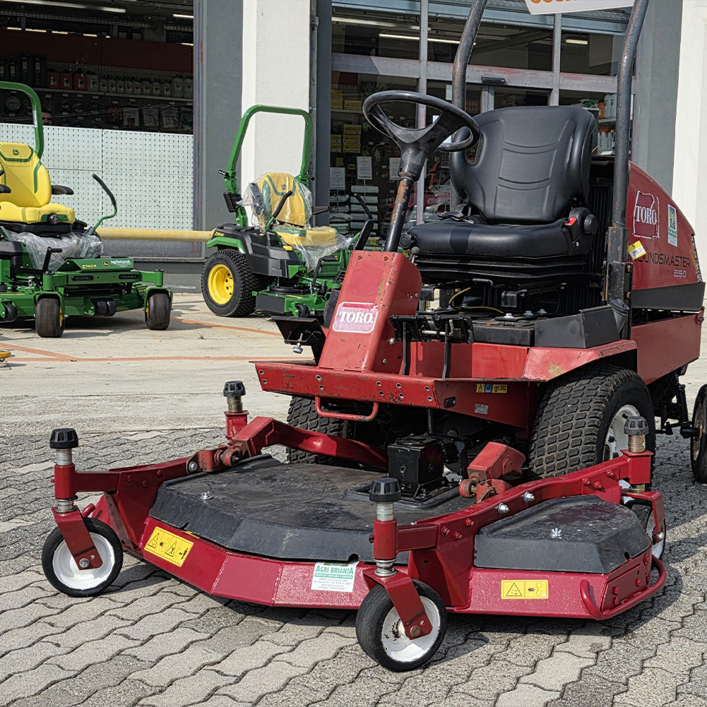 Trattorino Toro Groundmaster 228D 9