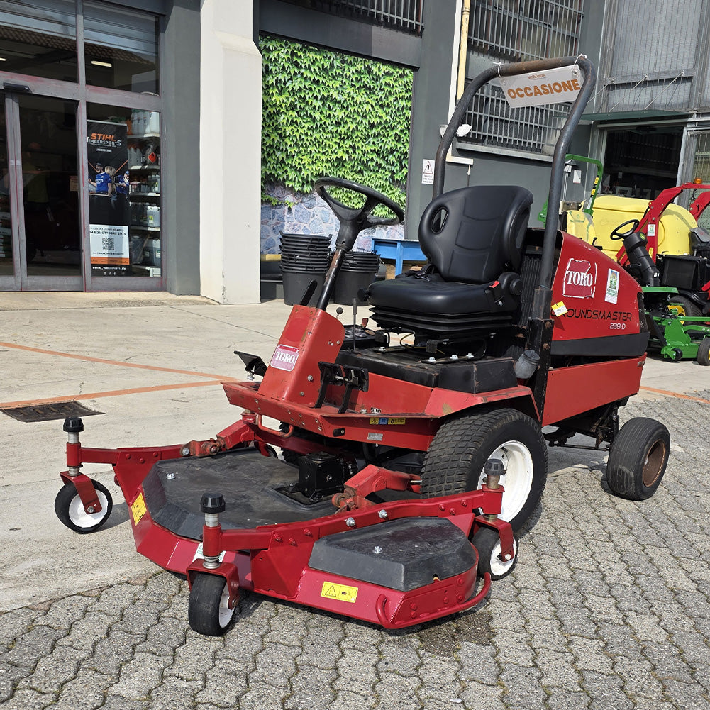 Trattorino Toro Groundmaster 228D
