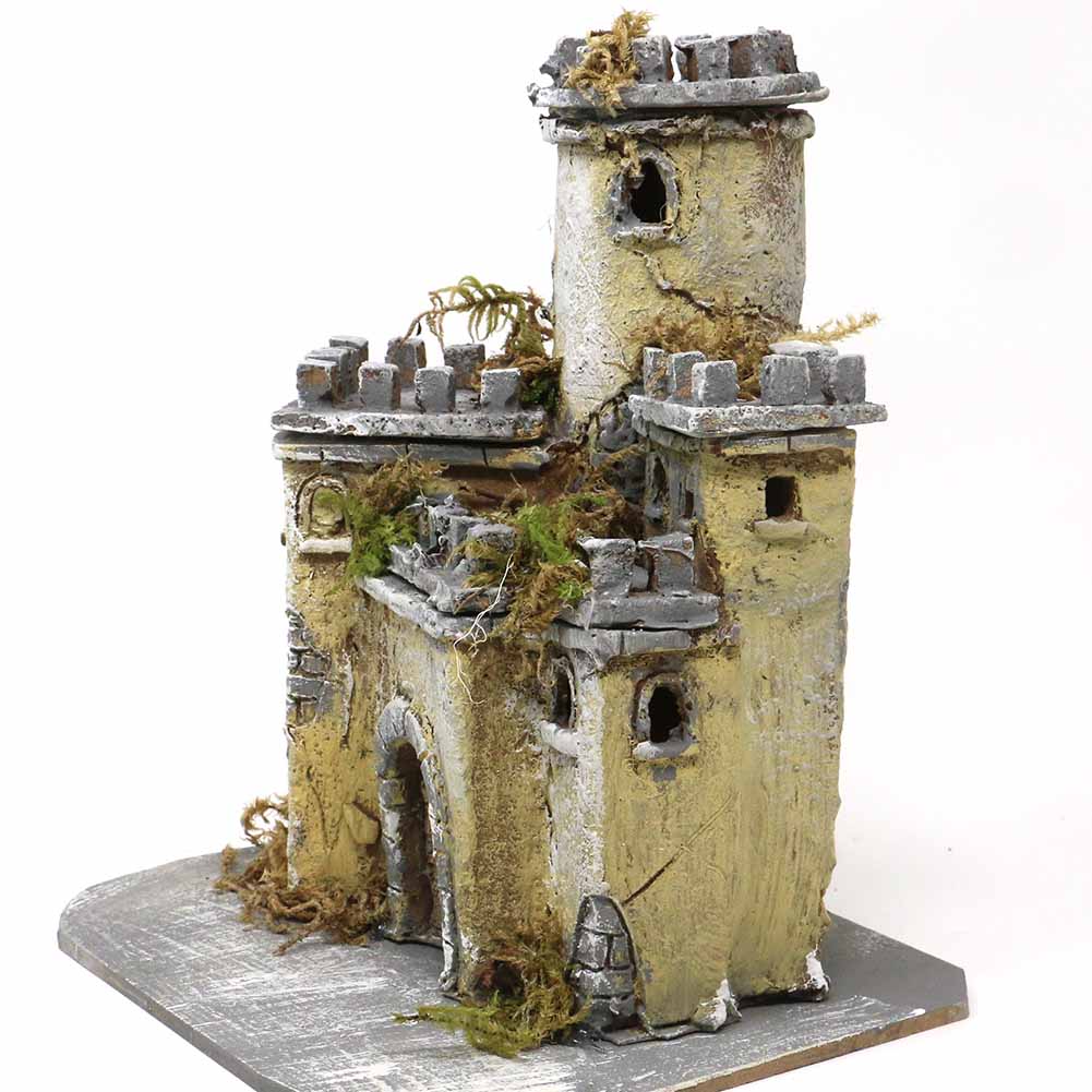 Castello in resina e sughero 18x16xh20cm 3
