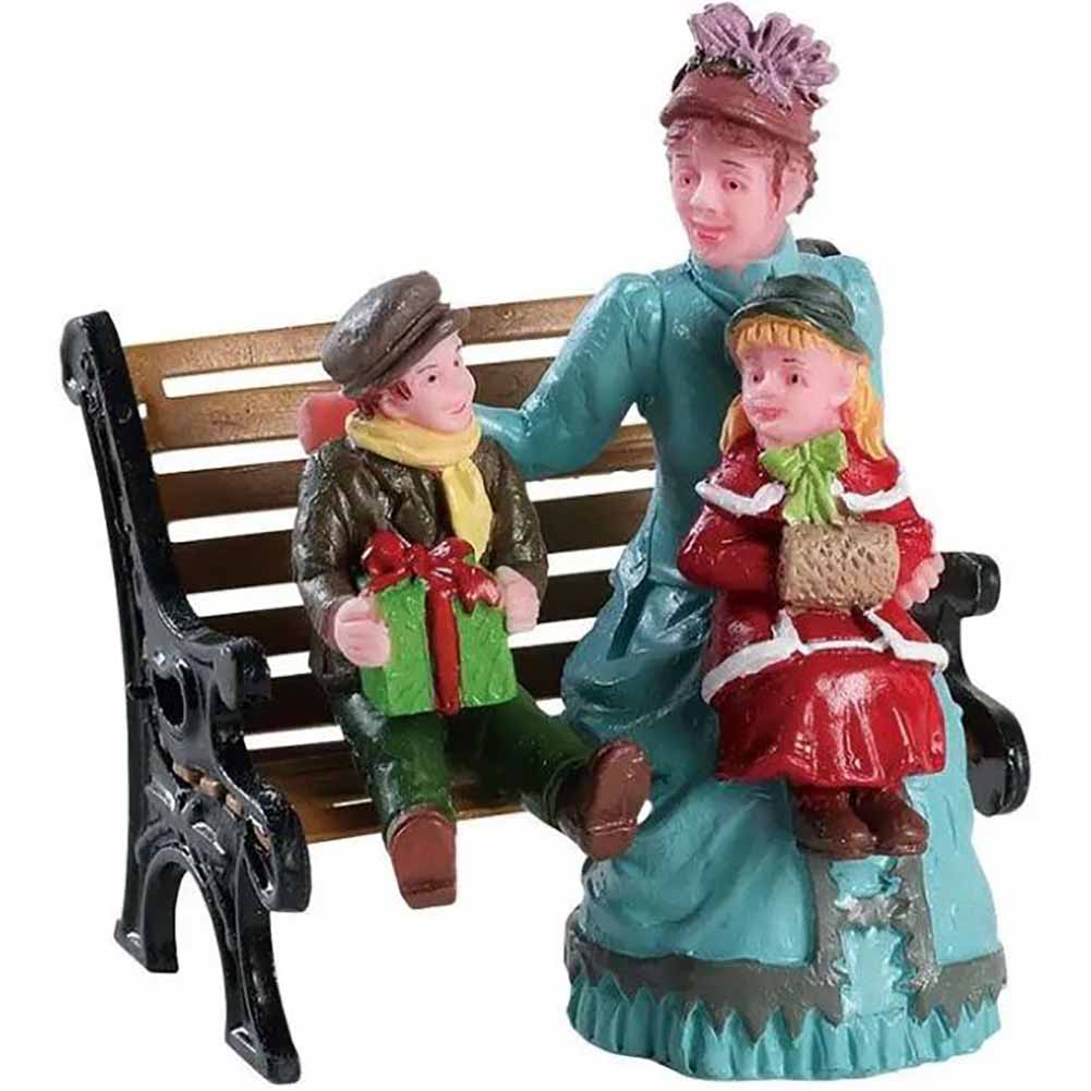 Sitting Together Caddington Village Lemax Cod 82606 1