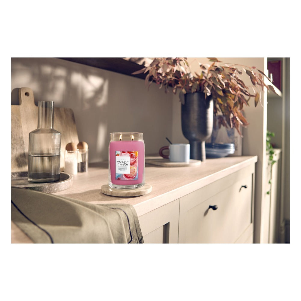Candela Giara Grande Yankee Candle Signature Iced Berry Lemonade 3