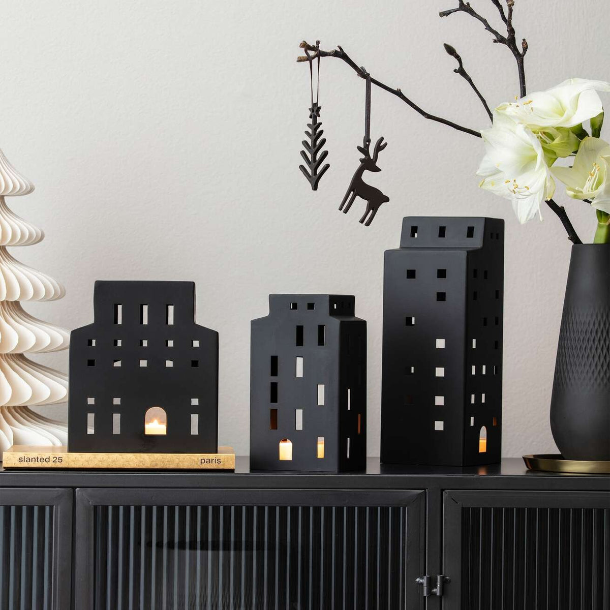 Lanterna Portacandela Christmas Chic Nero 20cm Villeroy & Boch 3