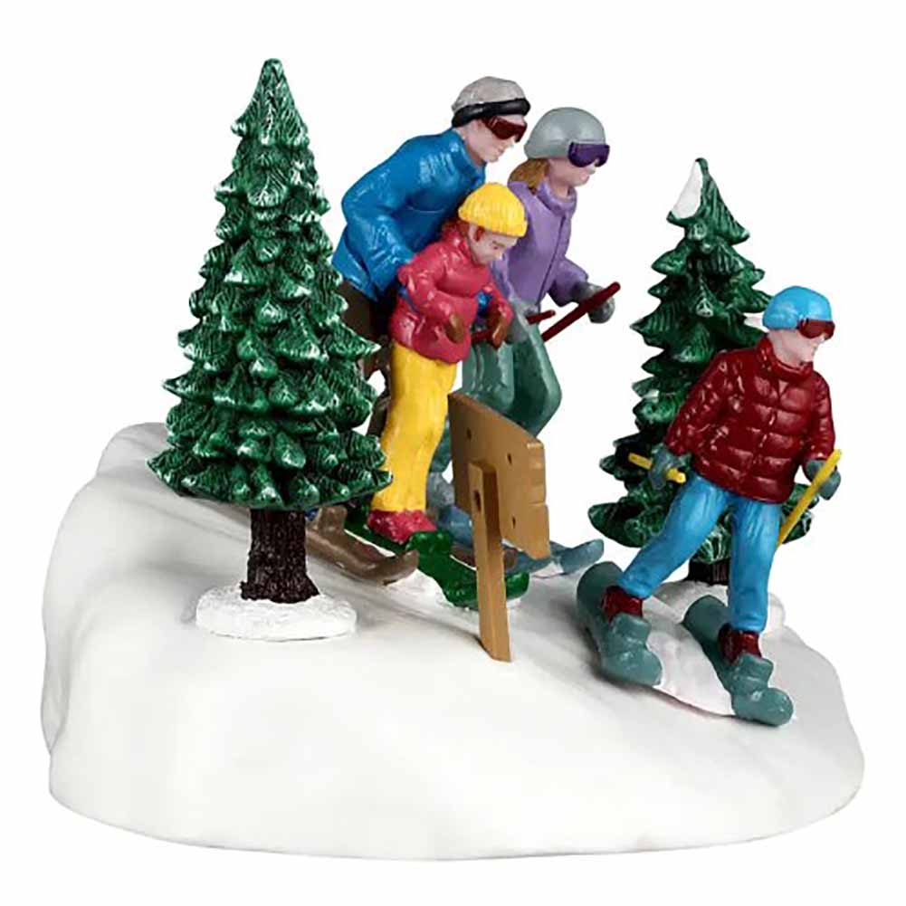Family Ski Day Vail Village Lemax Cod 63822 2
