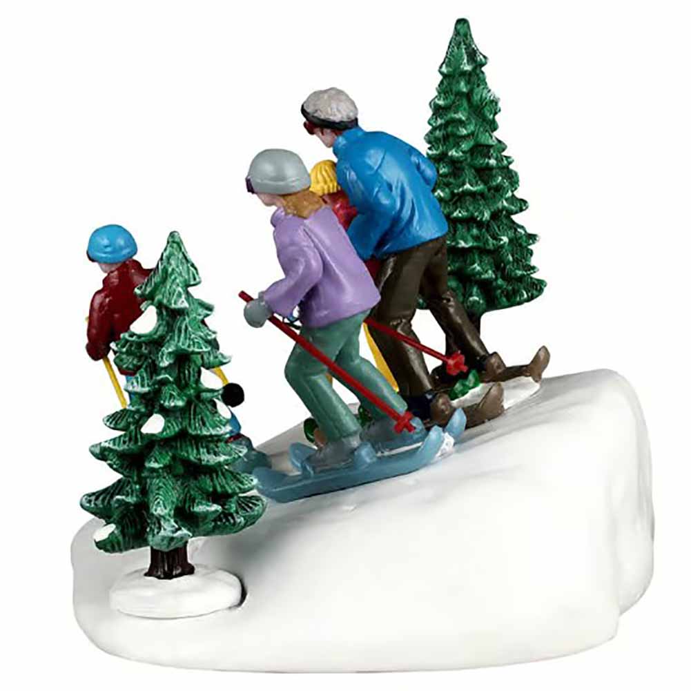 Family Ski Day Vail Village Lemax Cod 63822 3