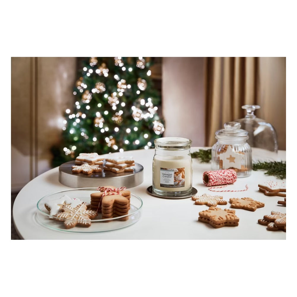 Candela Giara Media Yankee Candle Signature Baking Memories 3