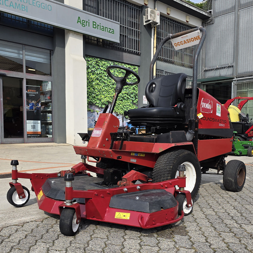 Trattorino Toro Groundmaster 228D 4