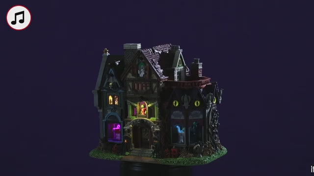 Madness Manor Spooky Town Lemax Cod 45205